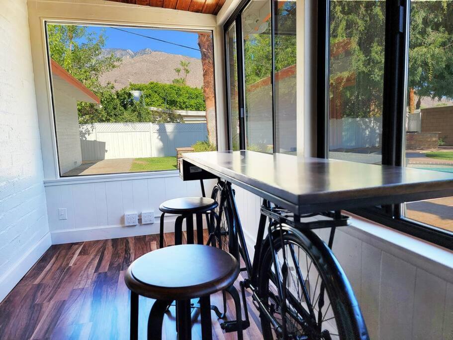 Close To Downtown Ps - Hike, Bike, Swim, Relax Villa Palm Springs Exterior photo